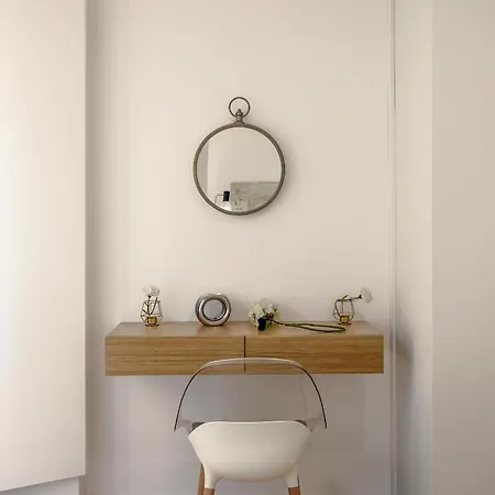 Downtown Modern By Homing