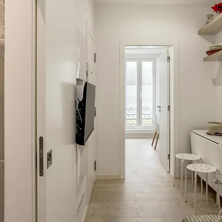 Daire Downtown Modern By Homing