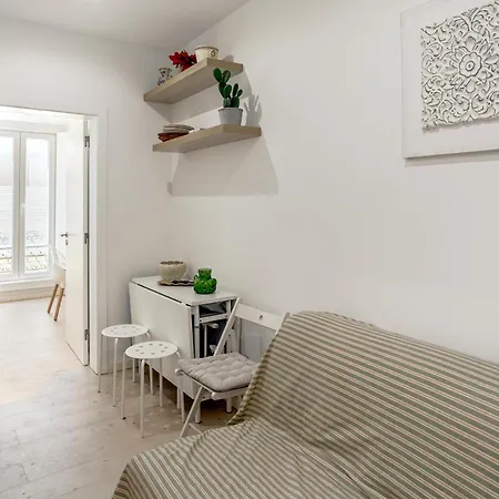 Daire Downtown Modern By Homing