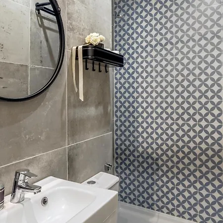 Downtown Modern By Homing Daire Lisboa