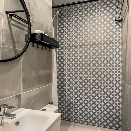 Daire Downtown Modern By Homing