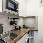 Downtown Modern By Homing Apartamento